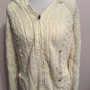 Old Navy Women's Ivory Cable Knit Cardigan